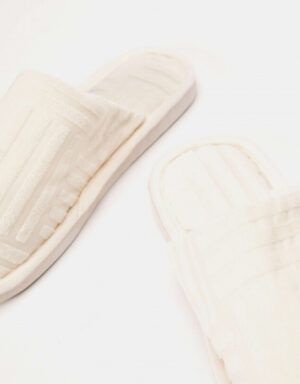 slippers petsete white3