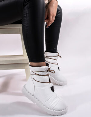 Snow Boots White