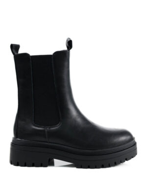 Leather Chelsea Boots Black